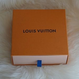 Louis Vuitton box